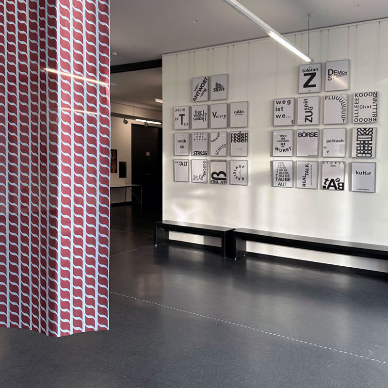 Teaser Ausstellung der Erstsemester "kleine typoschau"